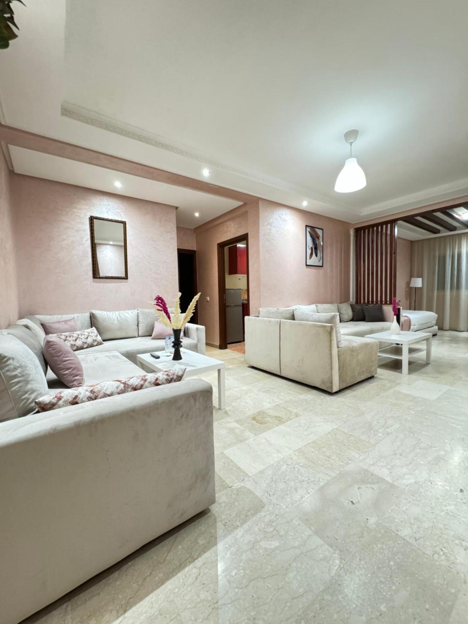 Suitouiss - Agdal 2 - Appartement A 2 Minutes De La Gare De Train Tgv Rabat Buitenkant foto